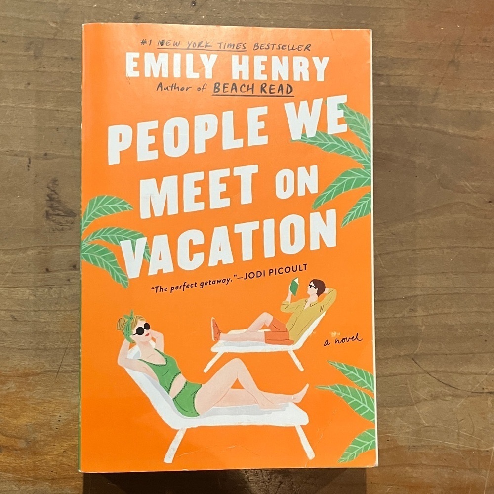 Emily Henry's : People We Meet on Vacation : softcover Book